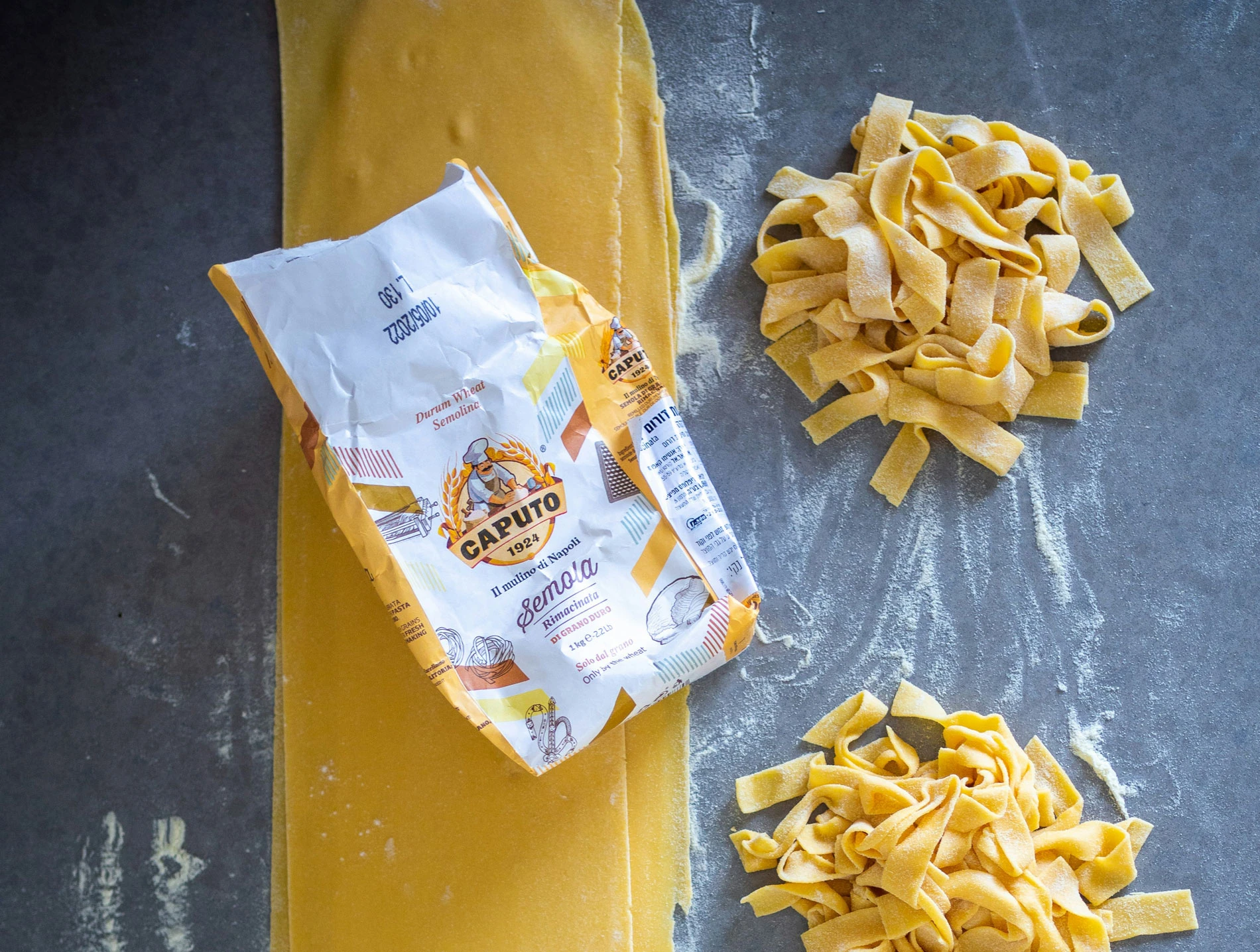 Frischer selbstgemachter Pastateig ohne Ei – Schritt-für-Schritt Rezept von Dinses Culinarium